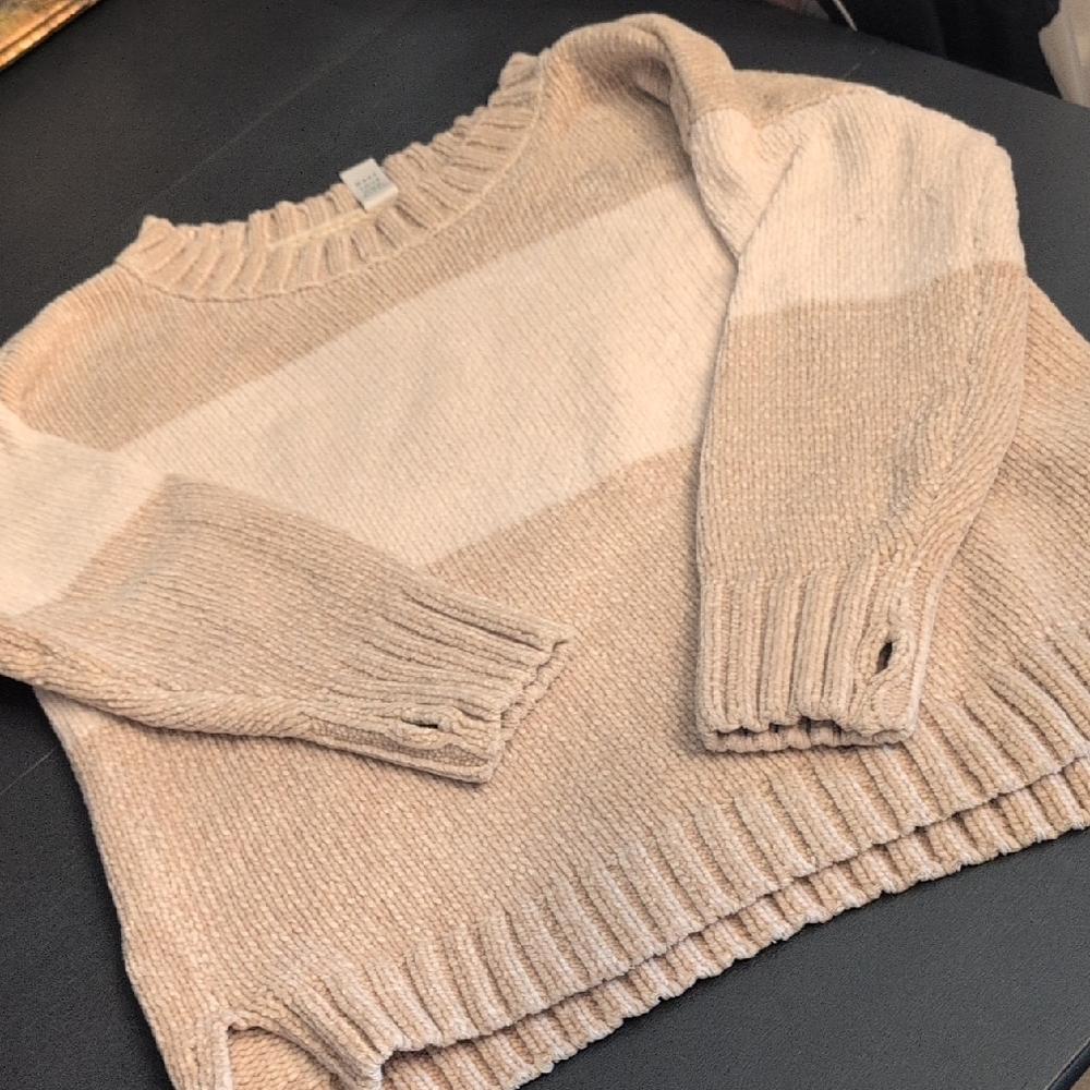 Aerie Cream Crew Neck Sweater with Ribbed Texture